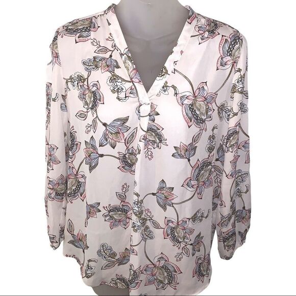 Adrienne Vittadini V-Neck 3/4 Sleeve Blouse‎ - Picture 1 of 4